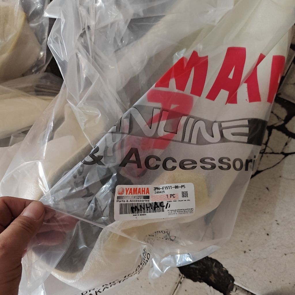 spakbor depan mio m3, mio z kuning ori yamaha