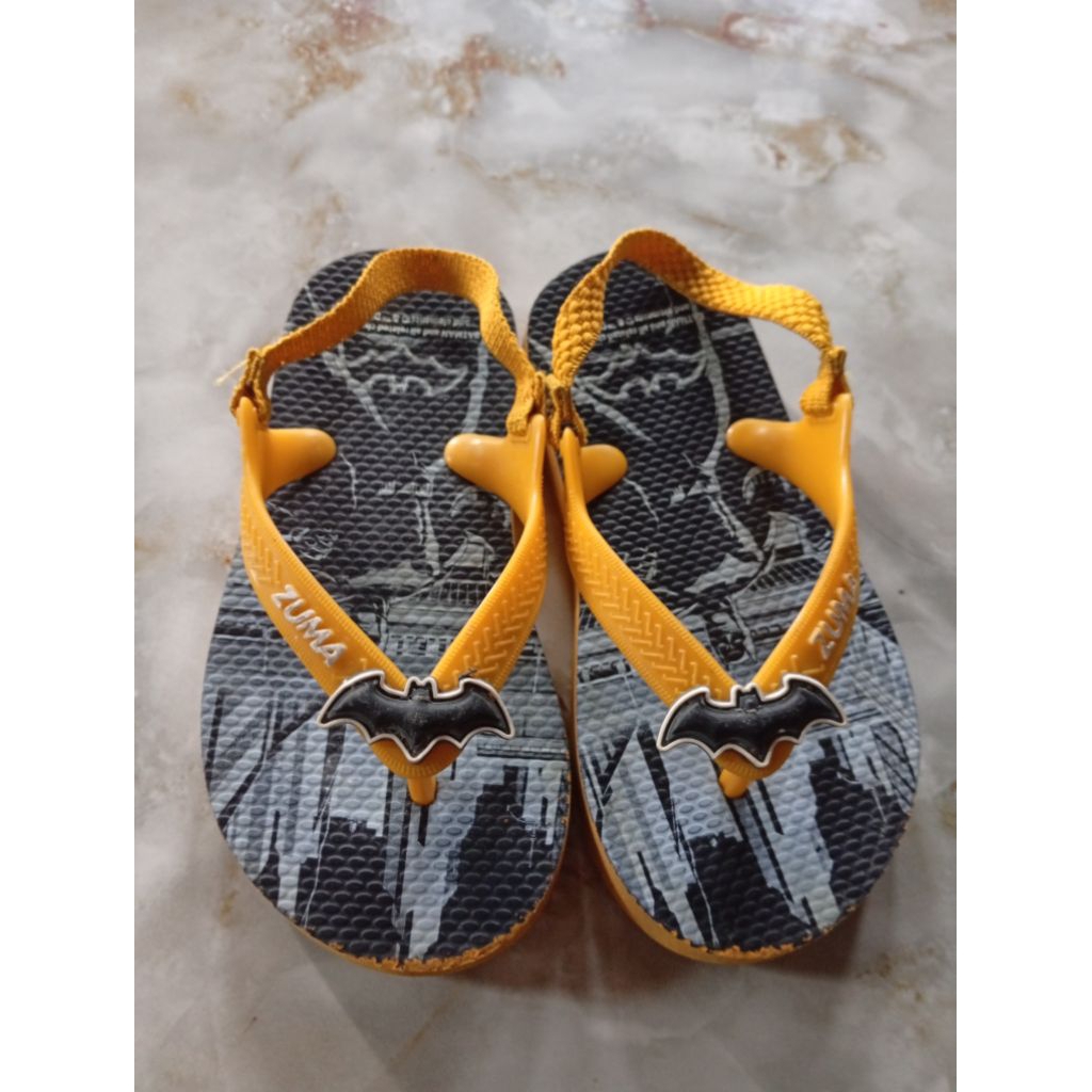 preloved sendal anak zuma batman