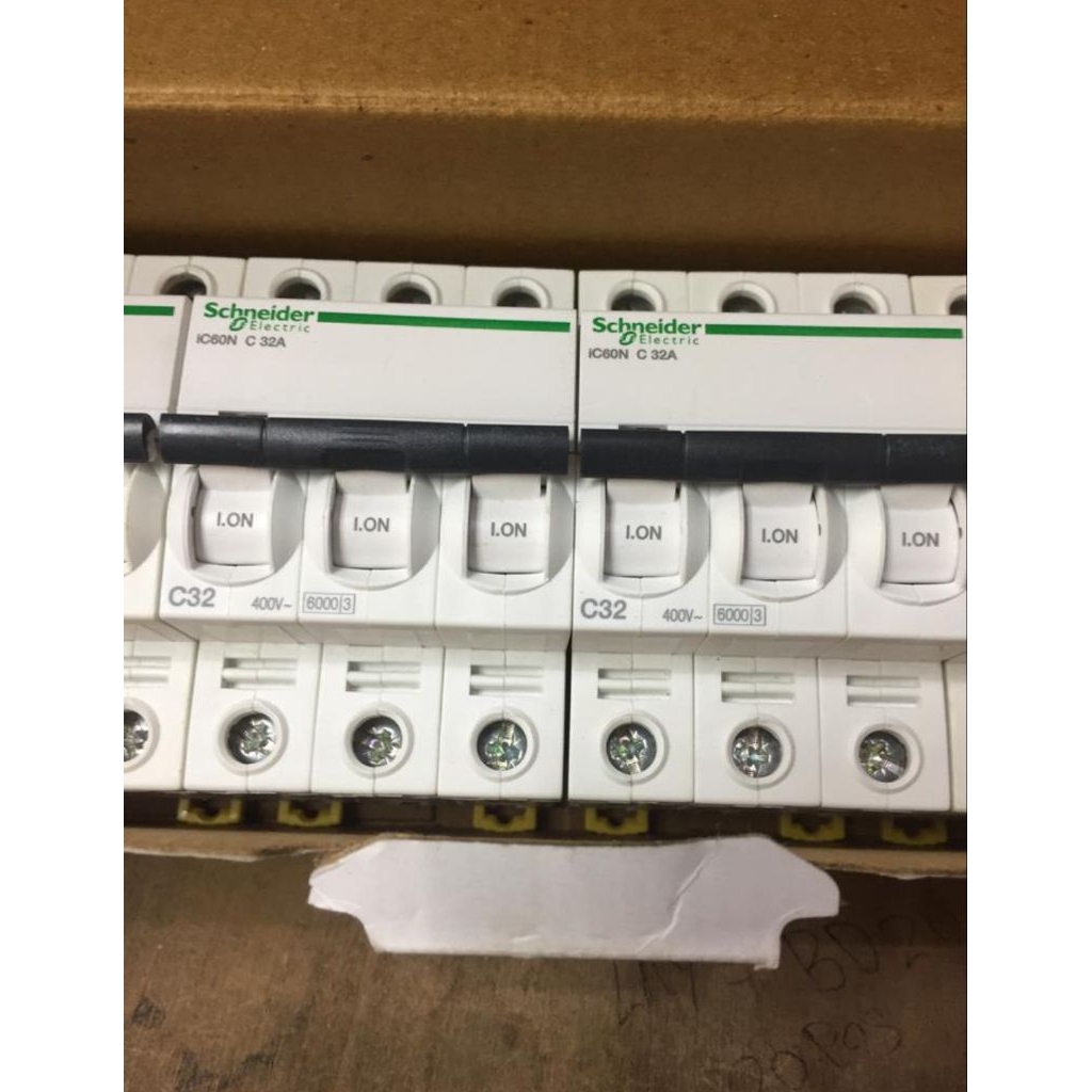 mcb 3phase ic60n schneider