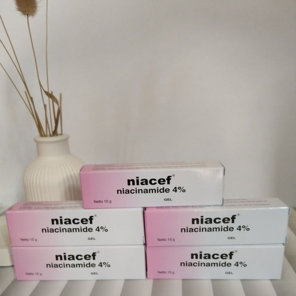 

Paket bandeling 10 niacefinamide 4%