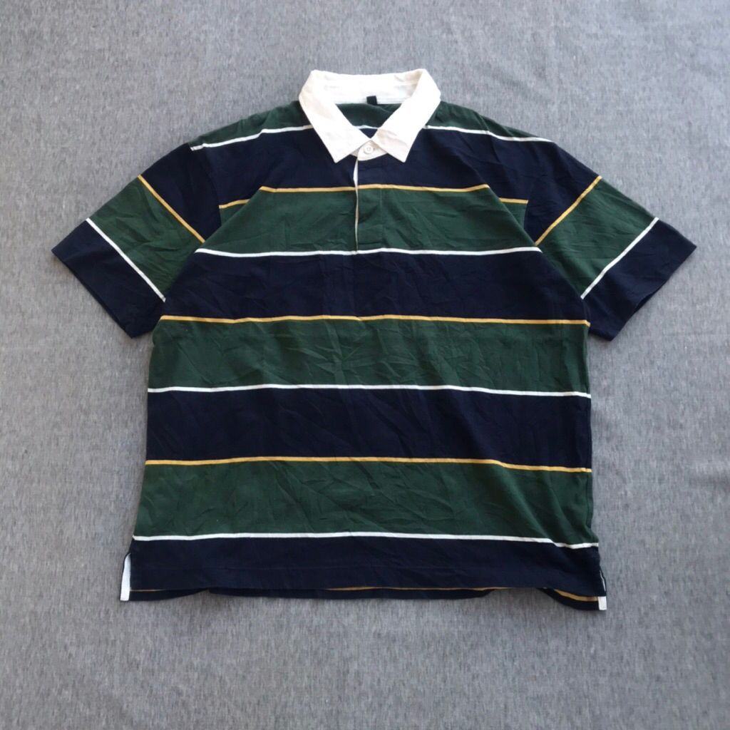 Uniqlo rugger ukuran XL (Ld124cm)