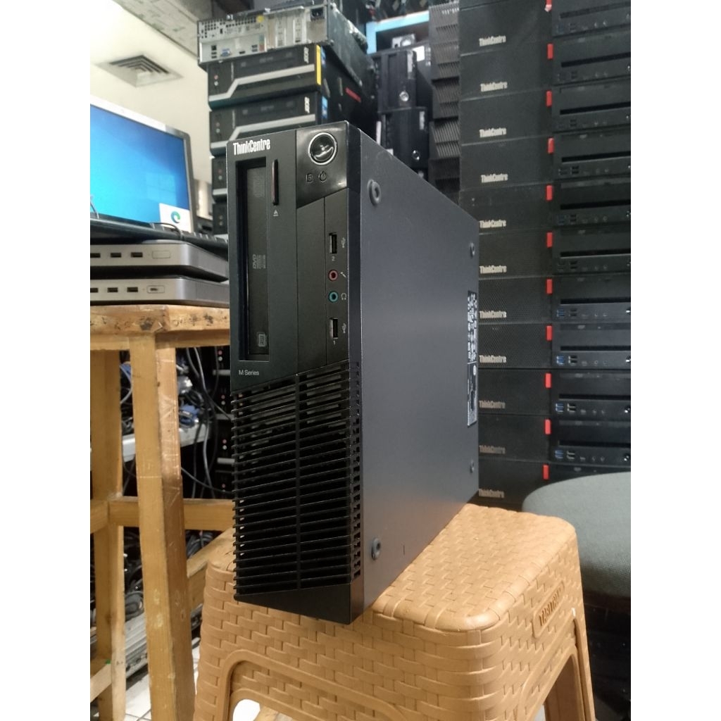 PC LENOVO DESKTOP GENERASI 2100 RAM 4 GB HDD 500 BERGARANSI
