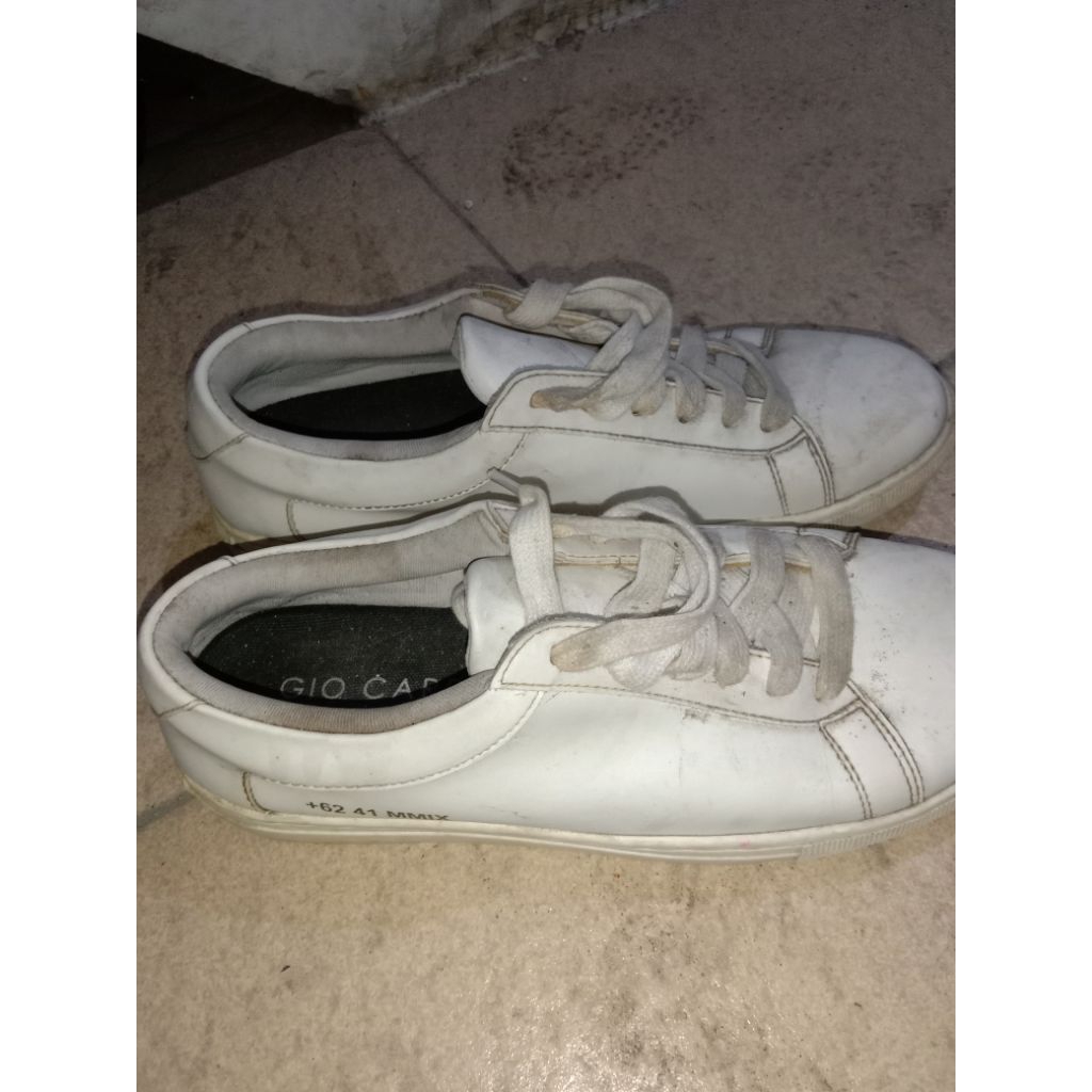 SEPATU  GIO CARDIN SNEAKER
