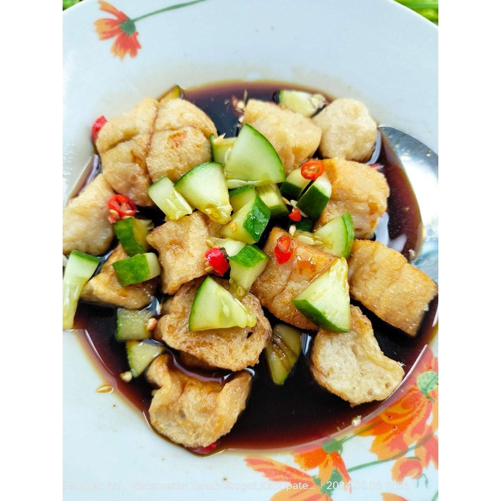

Pempek ikan tenggiri