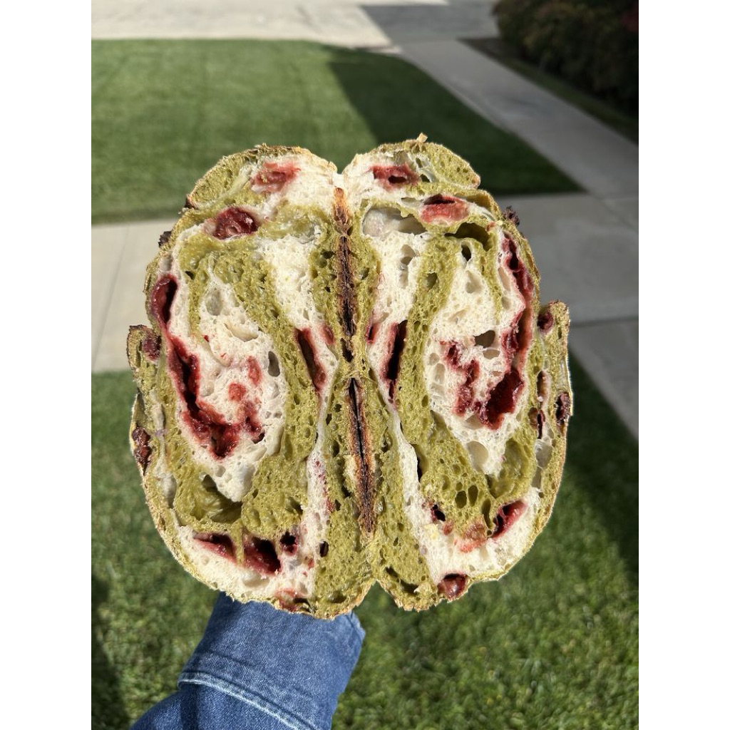 

Artisan sourdough matcha anko fermentasi 12jam/Roti sourdough swirl matcha