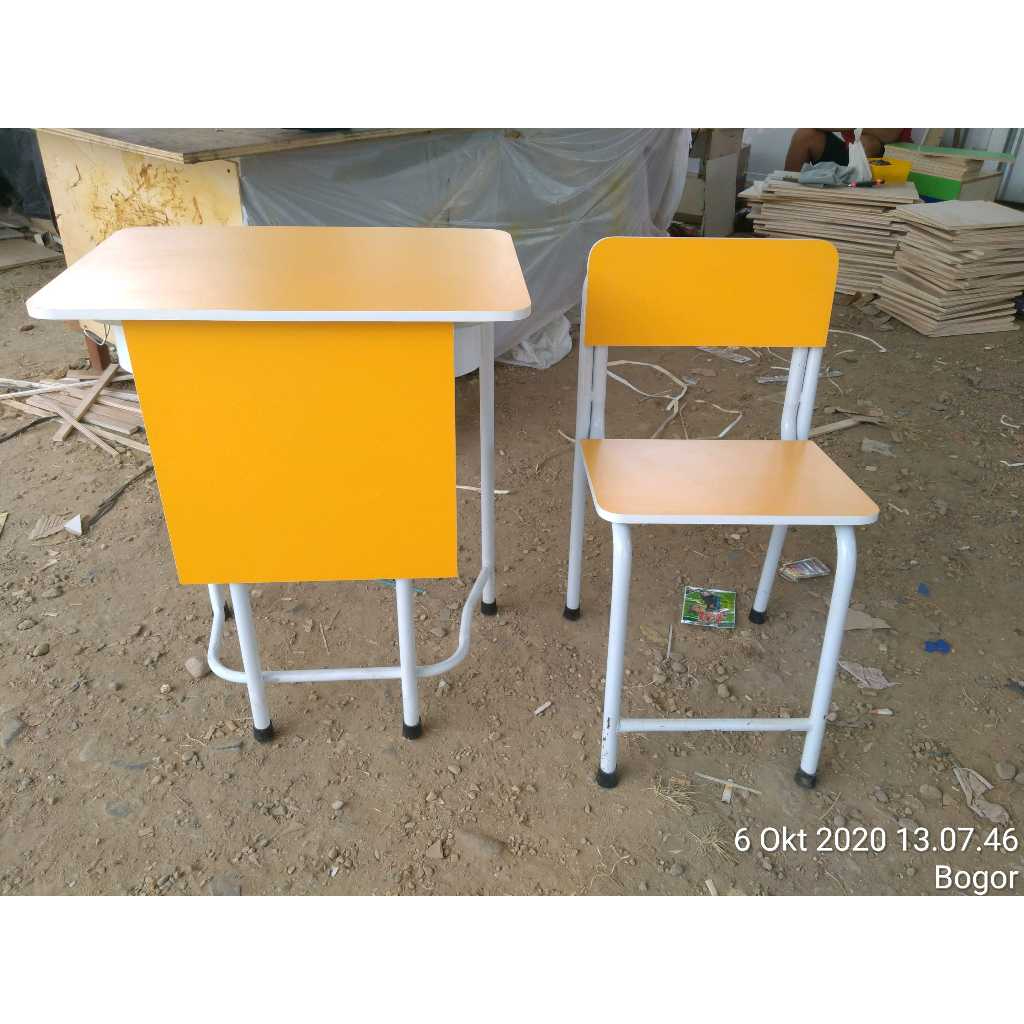 Meja Kursi Sekolah Kokoh & Nyaman | Rangka Besi | Pilihan MDF / Multiplek PVC HPL