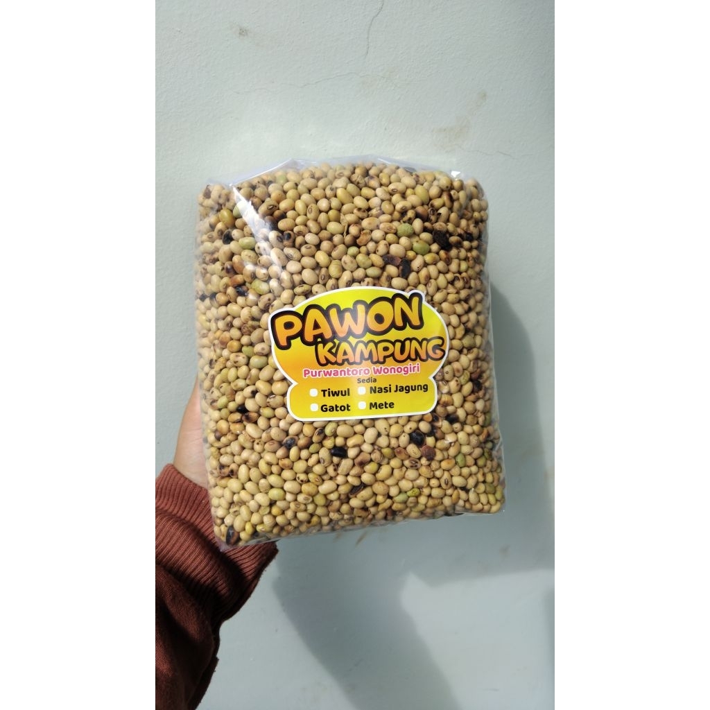 

Kacang Kedelai Sangrai Asli Wonogiri Kemasan 1Kg