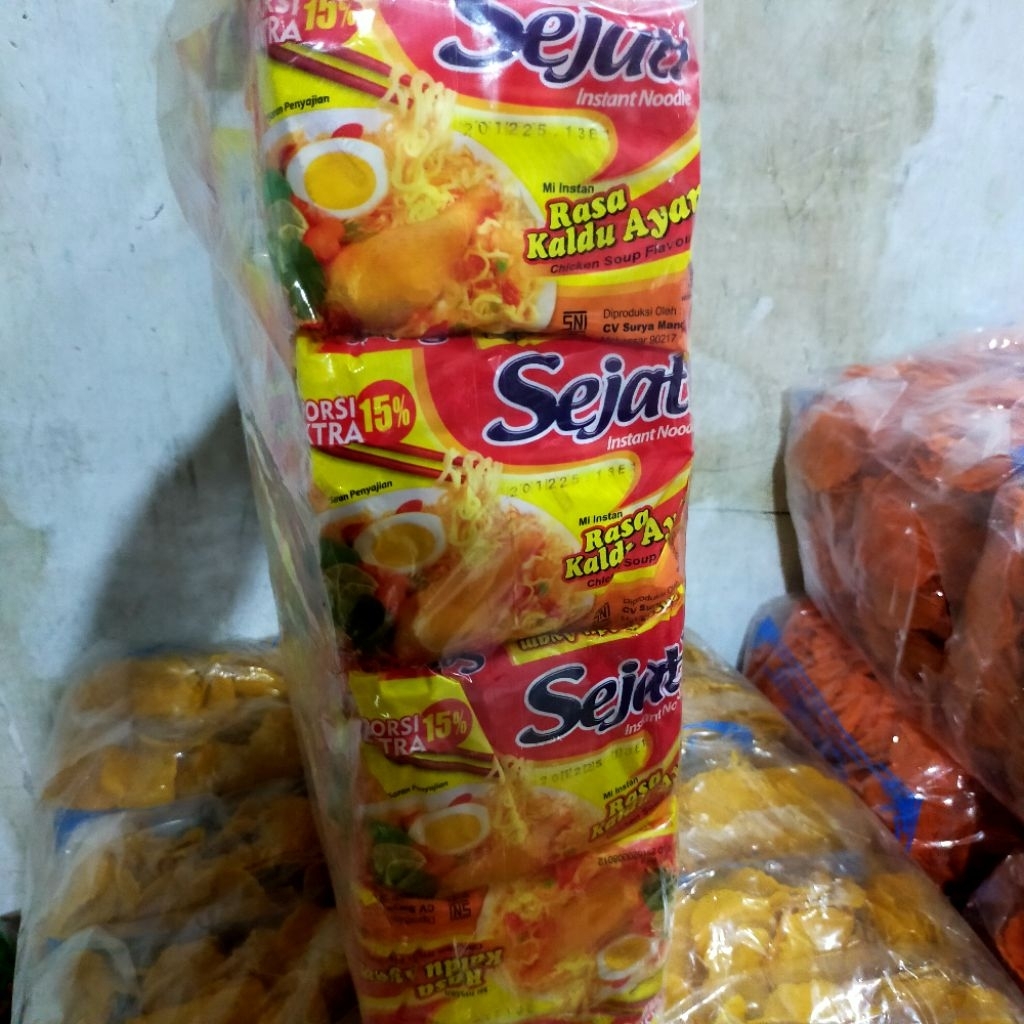 

Sejati kaldu ayam isi 40