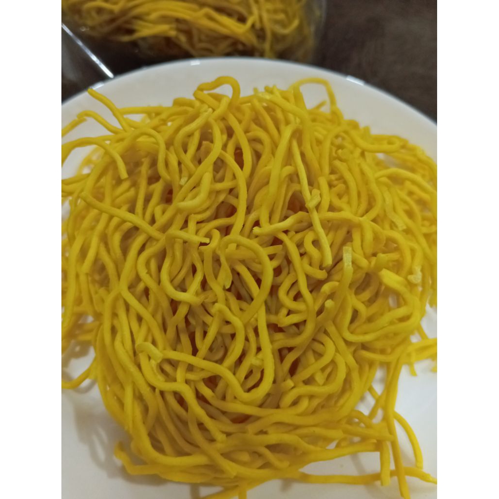 

Mie kuning kering Khas Padang 250gr