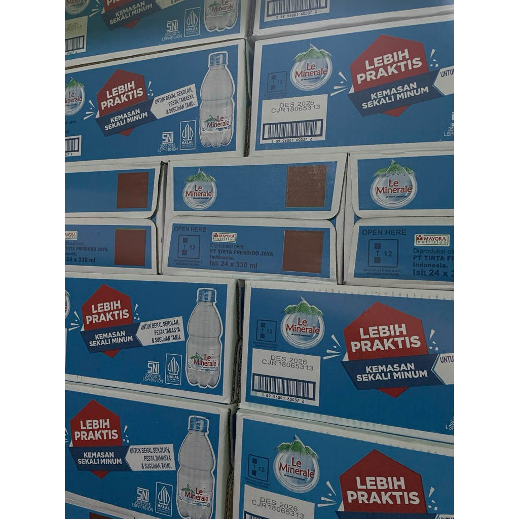 

Lemineral le minerale mini 330ml isi 24 botol per karton