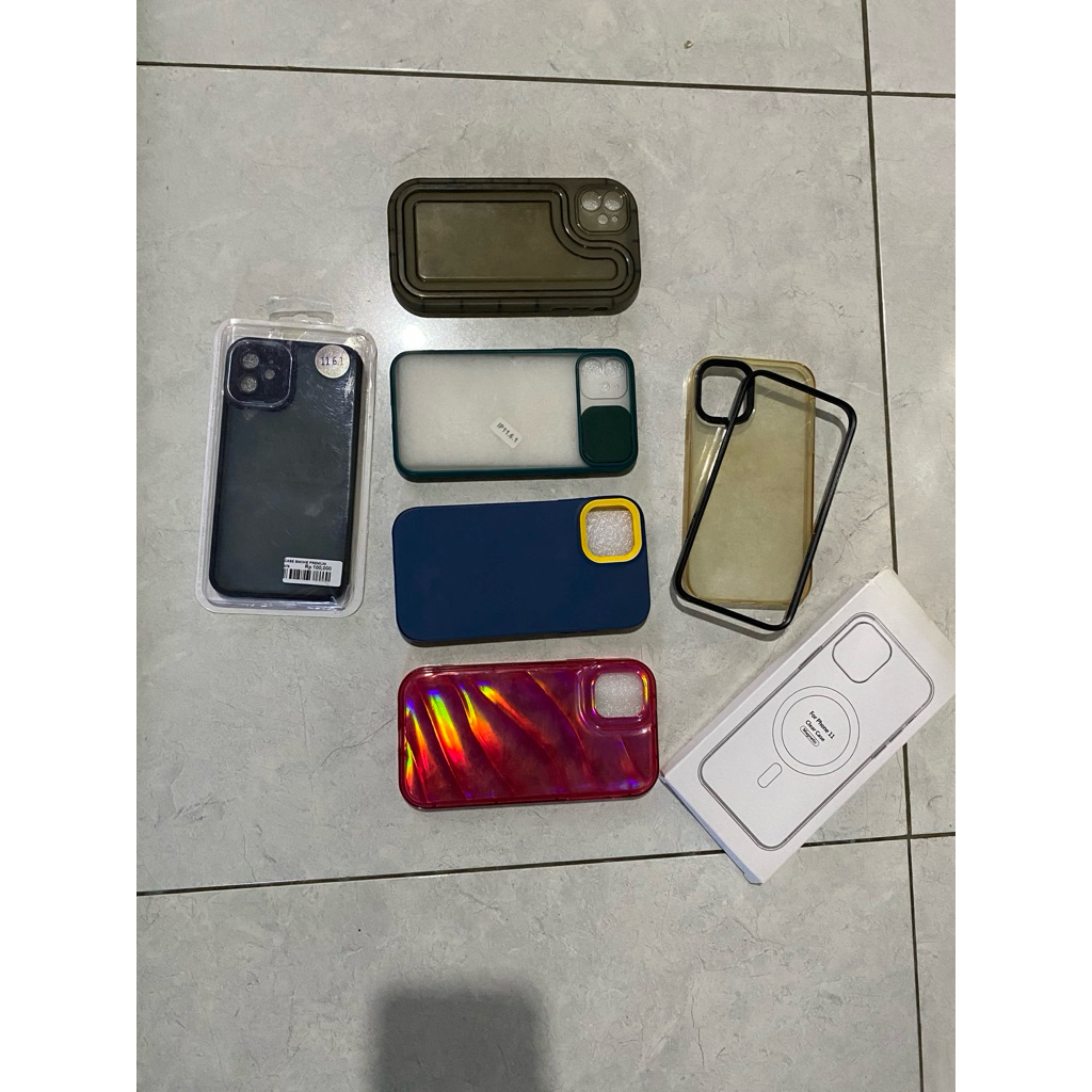 Softcase IPhone 11 | Preloved