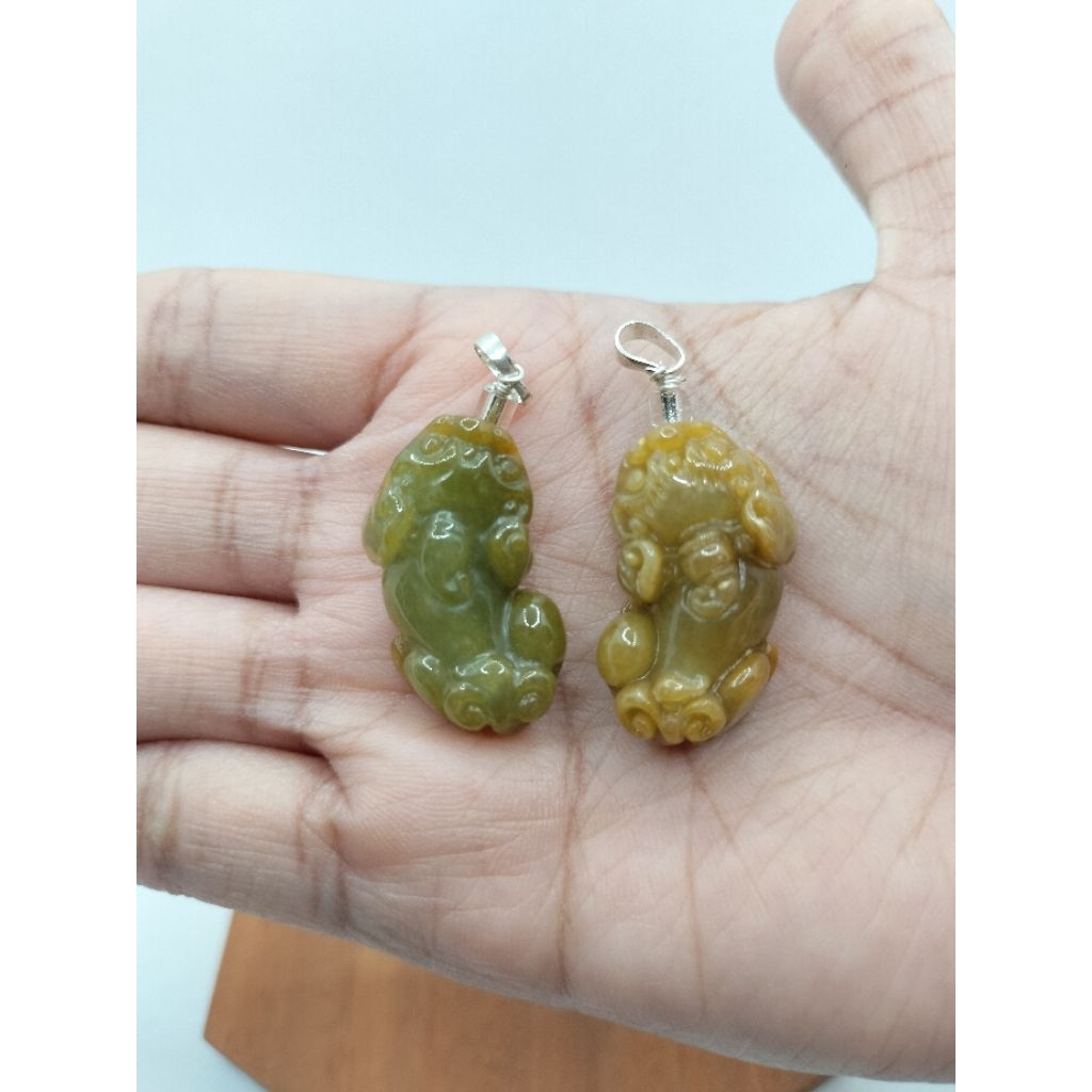 Giok Burma Pixiu Pendant (jadeite)