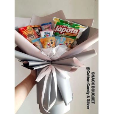 

BUKET SNACK - BUKET JAJAN - SNACK BUCKET - BUKET HADIAH - WISUDA - SIDANG - ULANG TAHUN