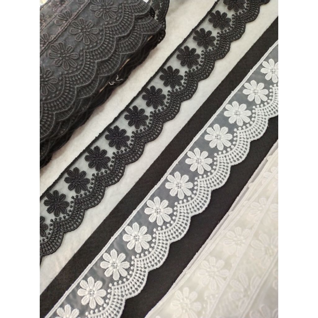 Renda bordir tile hitam putih 4cm | kencanabeads