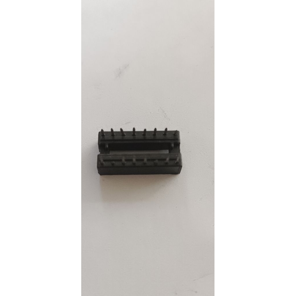 Socket IC 2 x 8 Pin