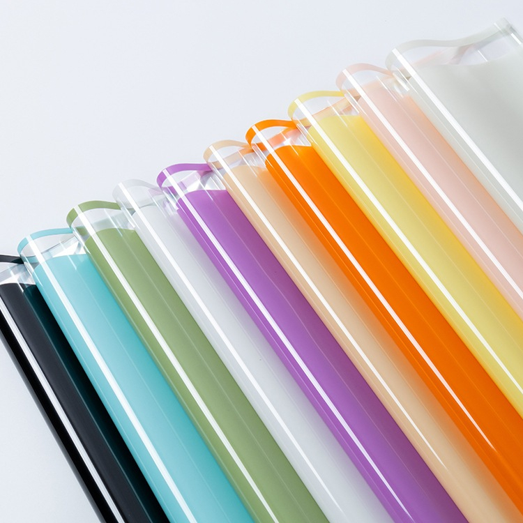 

(5 LEMBAR) Cellophane new translucent glossy / kertas wrapp flower mengkilap