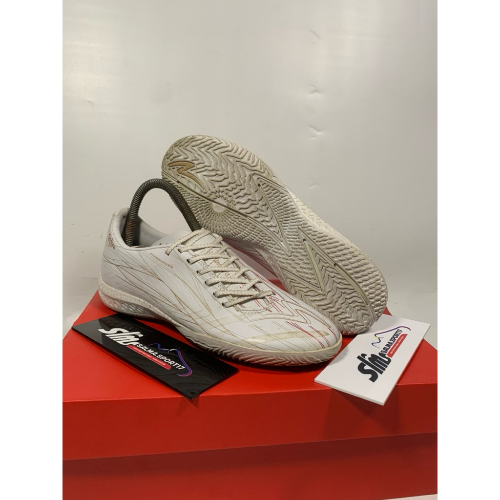 sepatu futsal second specs acc ls 4 ga 23 SE original