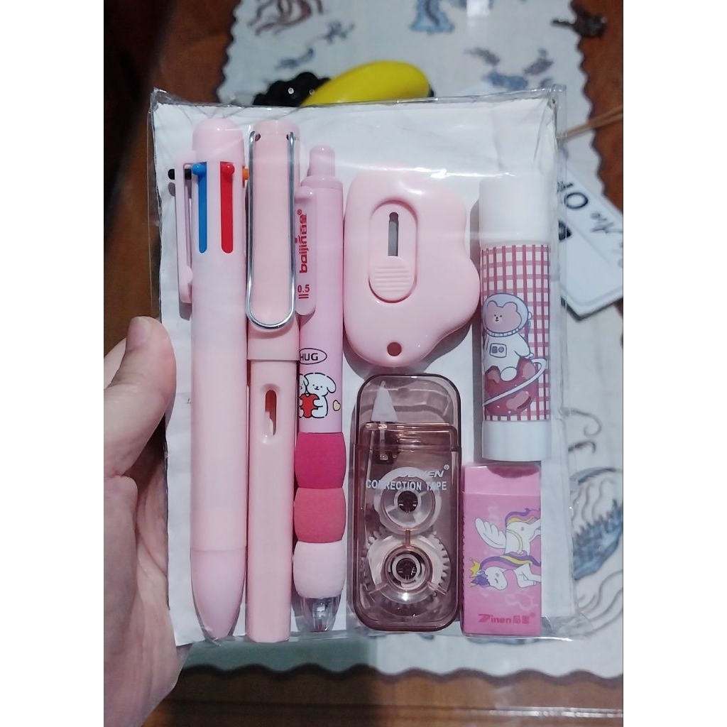 

[COD] - 1 PAKET ALAT TULIS LUCU DAN UNIK/ PAKET KADO/ HADIAH ULANG TAHUN