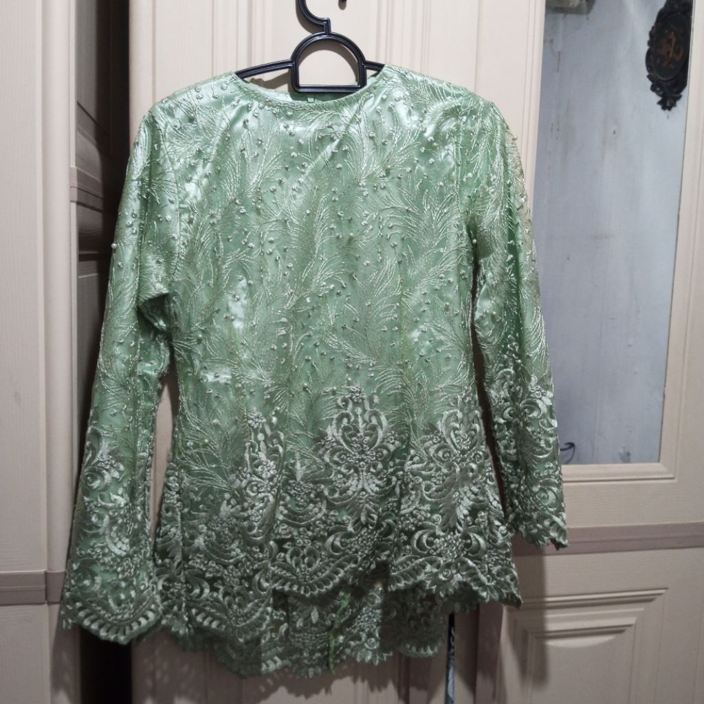Kebaya Hijau Tosca