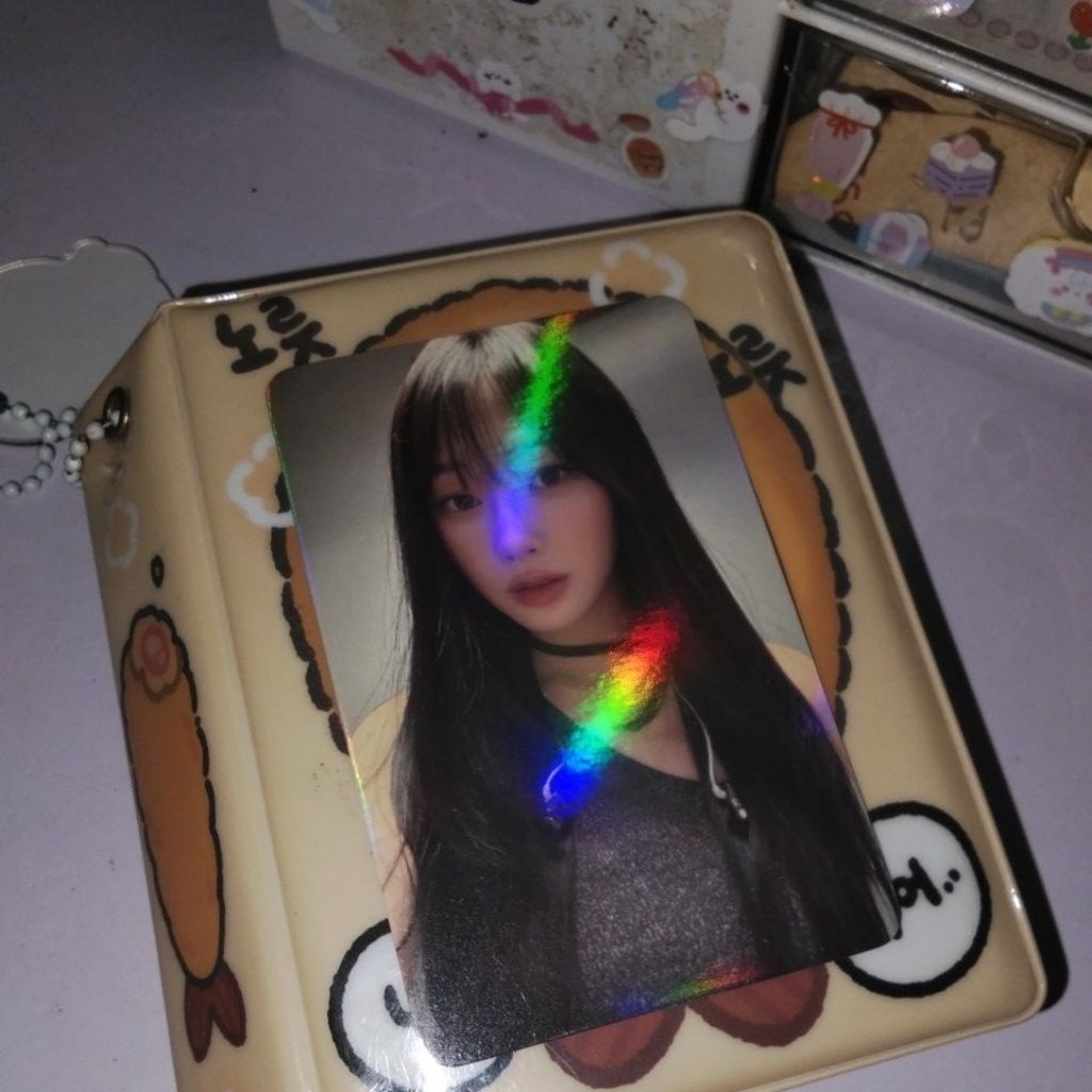 lomocard.hologram_giselleAESPA