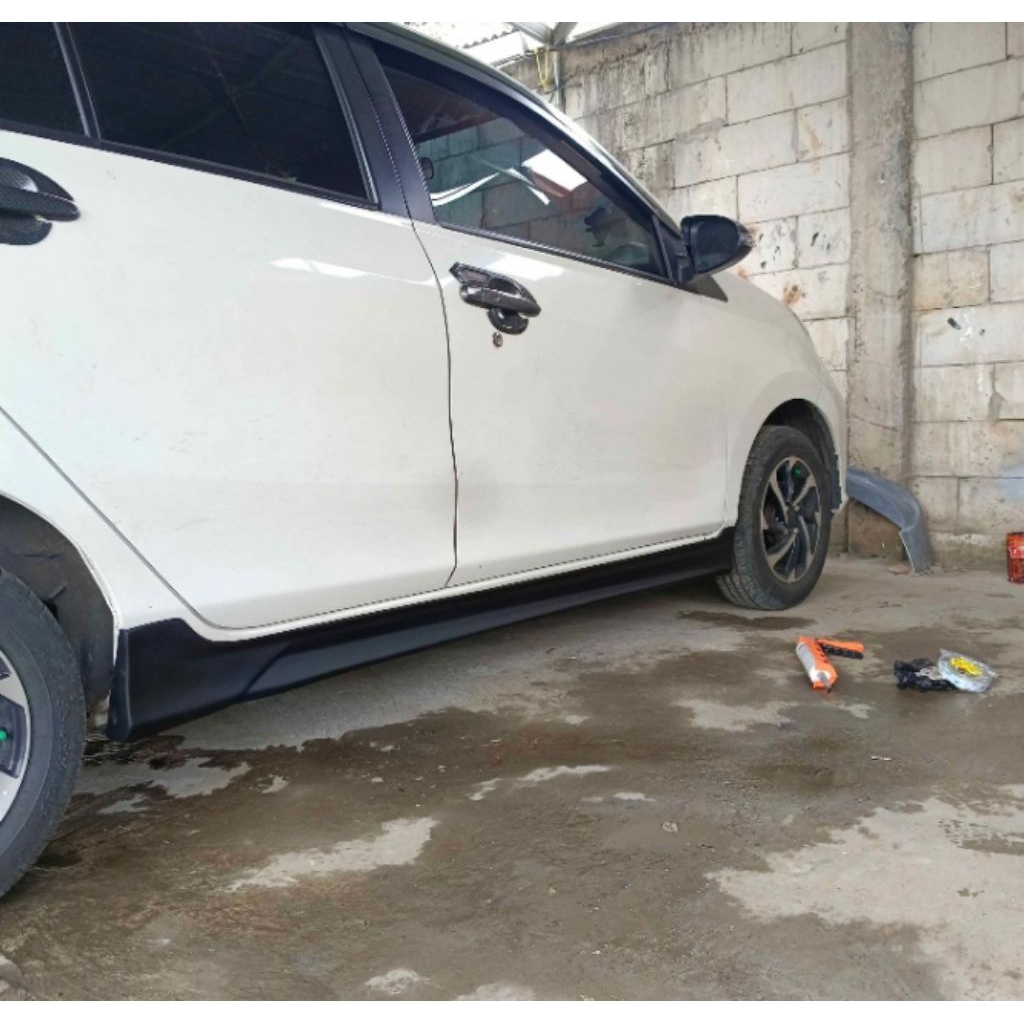 bodykit samping calya sigra