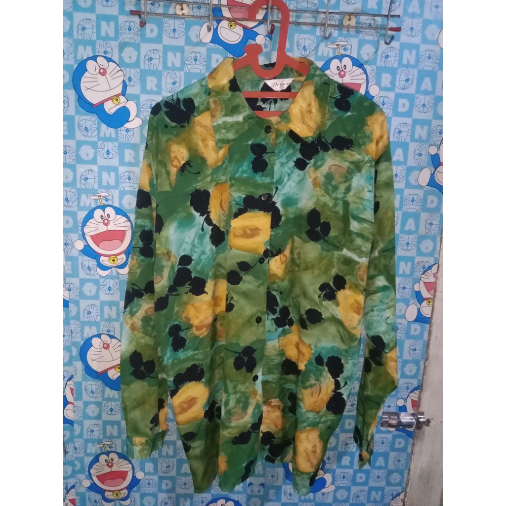 kemeja motif vintage