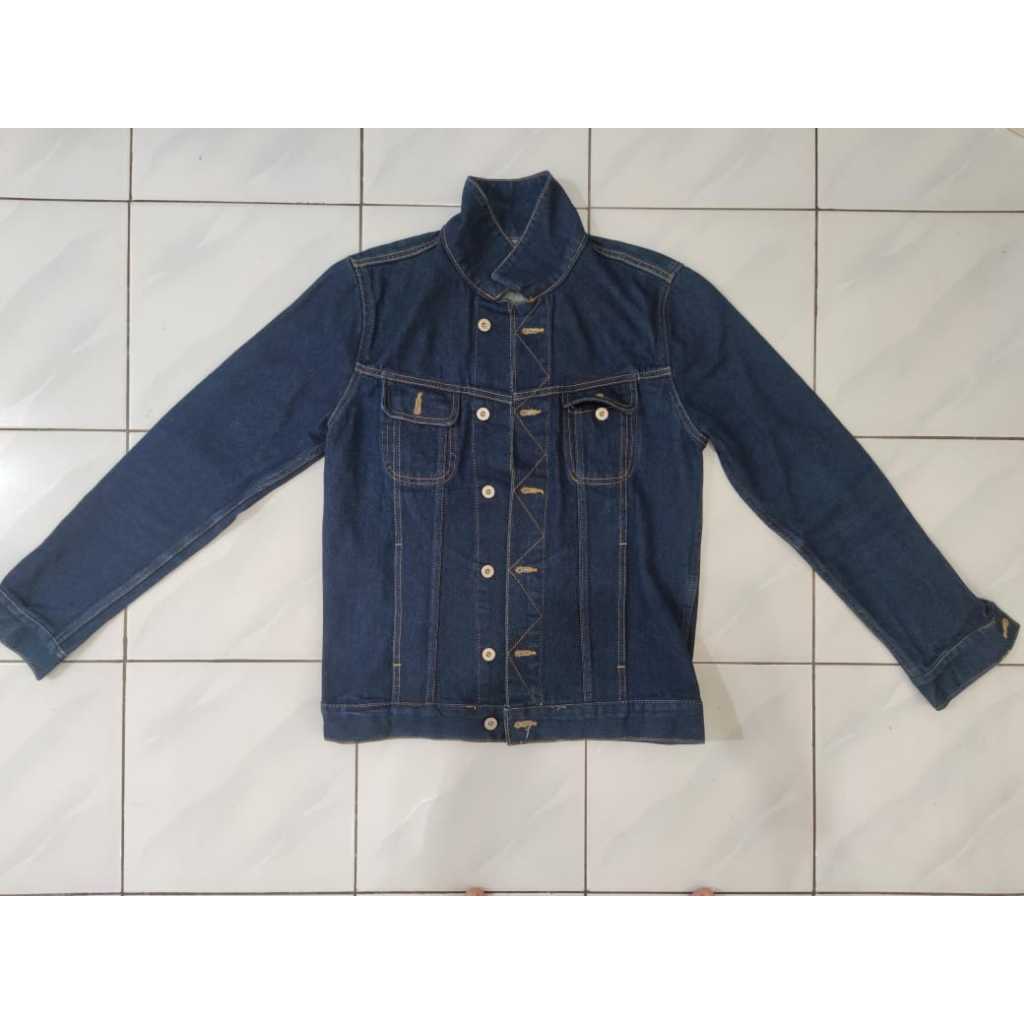 PRELOVED Jaket winter wanita musim dingin 04