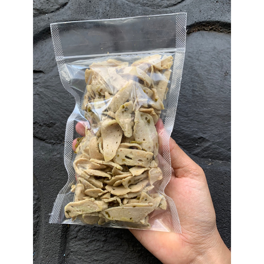 

basreng kedaikriuk|basreng daunjeruk||basrengchilioil||basrengpefasdaunjeruk||basrengikan