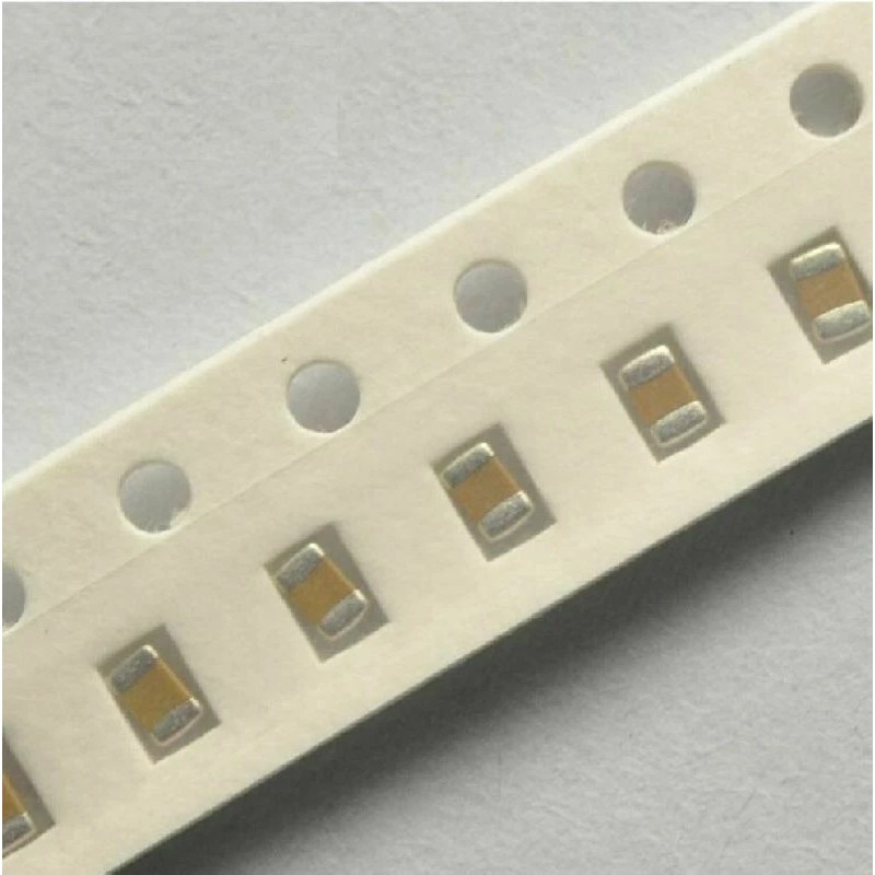 Chip Resistor R0402 +- 1% 3m 3.3m 3.9m 4.3m 4.7m 5.1m 5.6m 6.2m 6.8m 7.5m 8.2m 9.1m 10m Ohm Resistor
