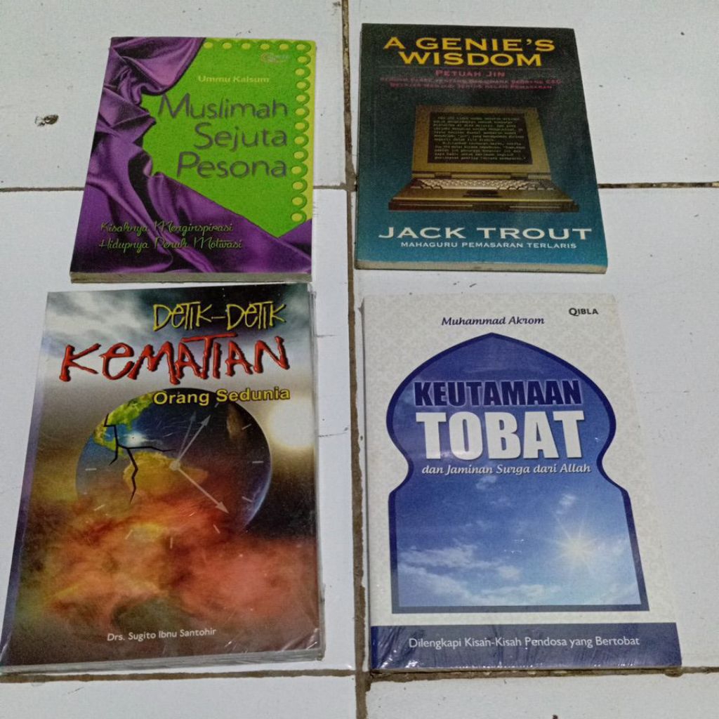 Buku agama Muslimah sejuta pesona A genie s Wisdom petuah jin Detik detik kematian orang sedunia Keu