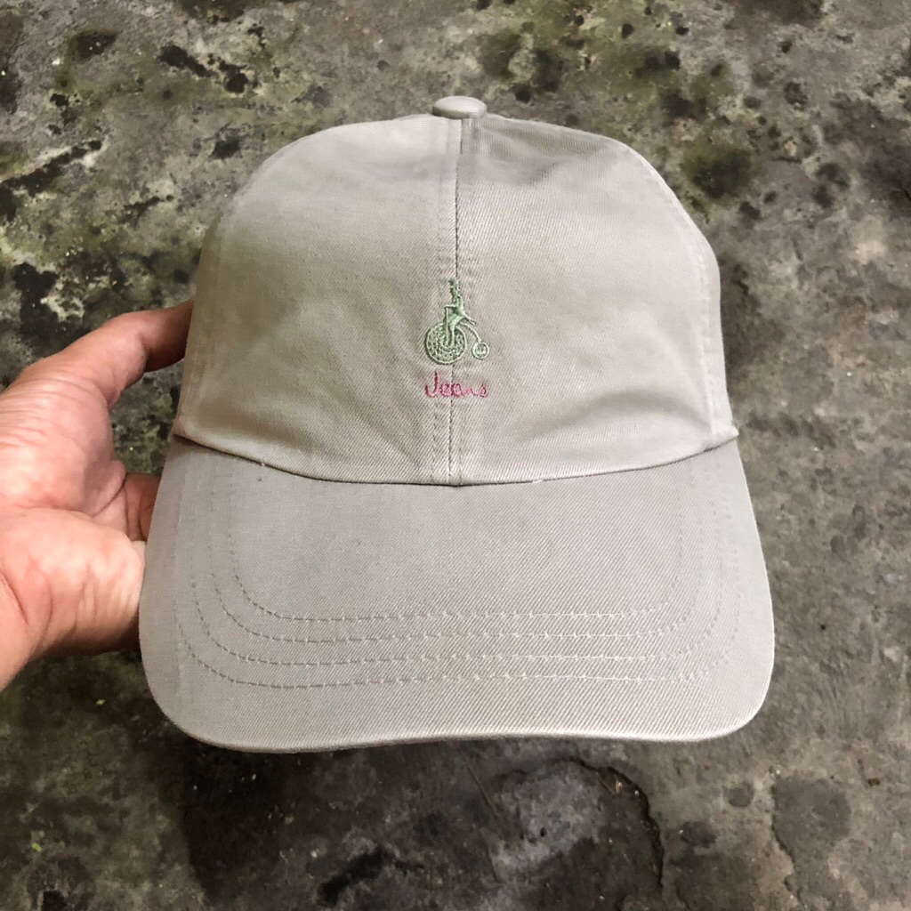 Topi Bekas Second Bean Pole