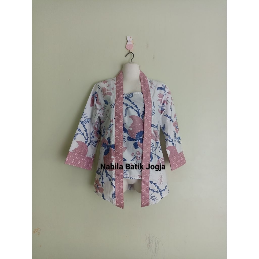 Blus batik model kebaya kutubaru / Kebaya batik katun