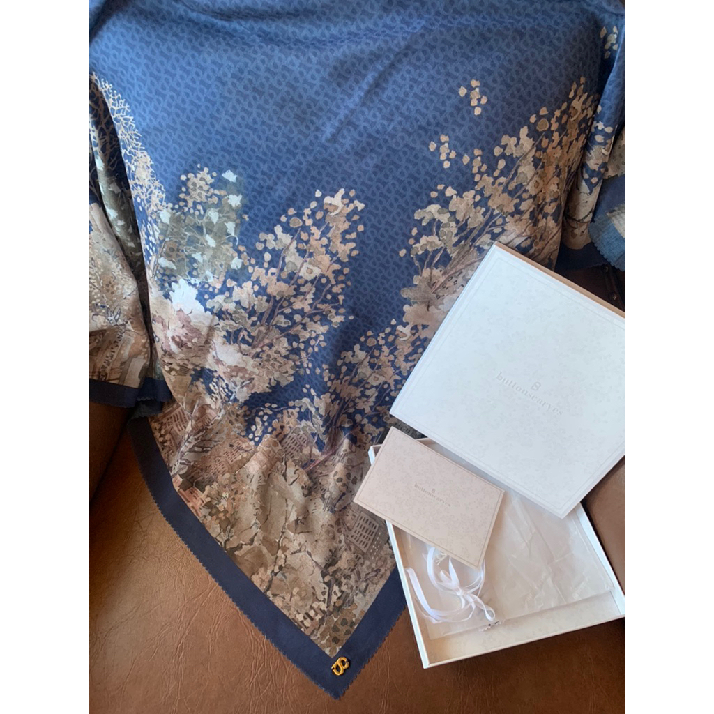 Preloved buttonscarves newyork topkapi new york SOTS SOS Song of the sea