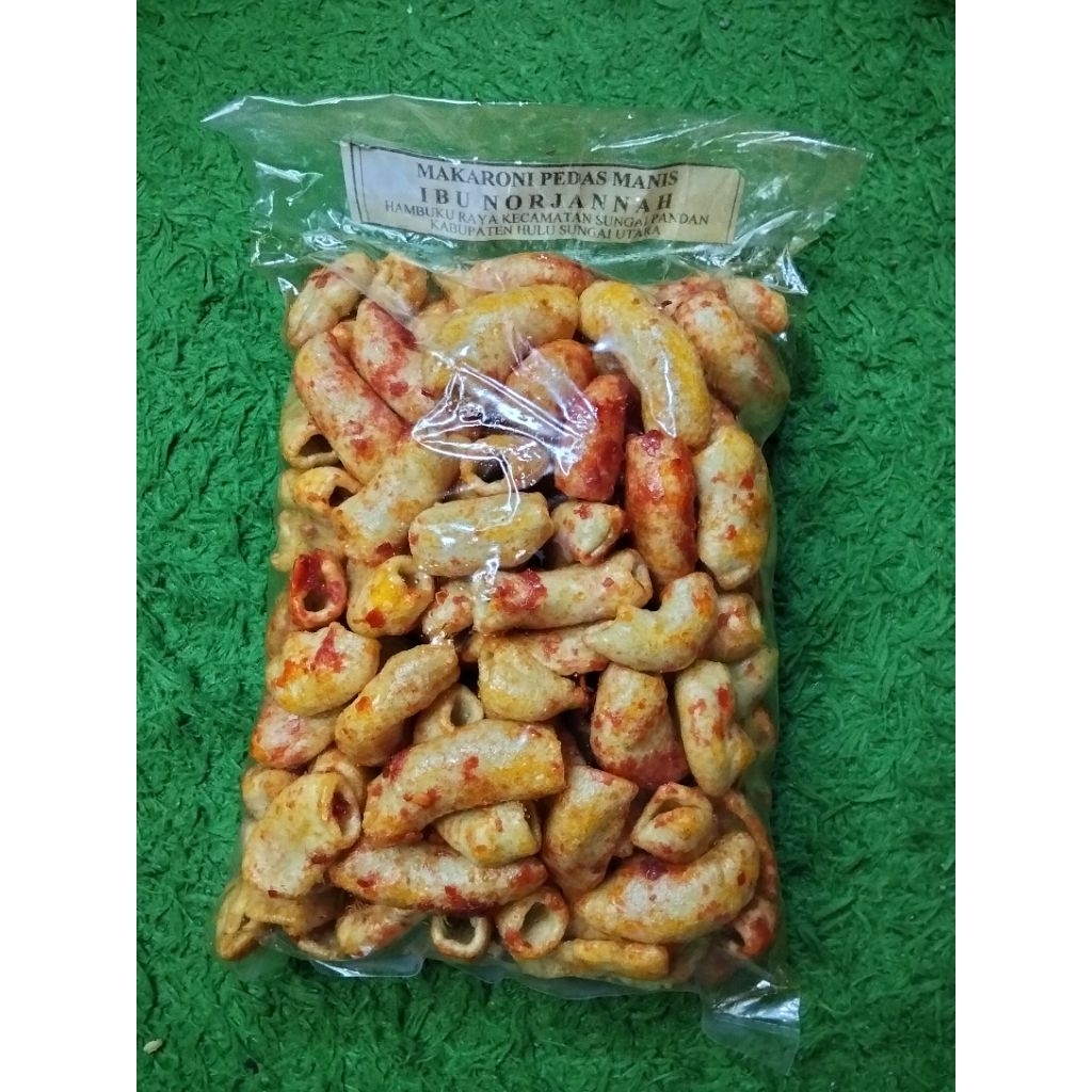 

makaroni pedas manis dan gula merah