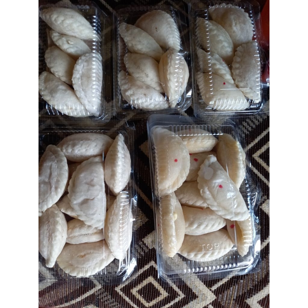 

CIRENG ISI AYAM SUWIR