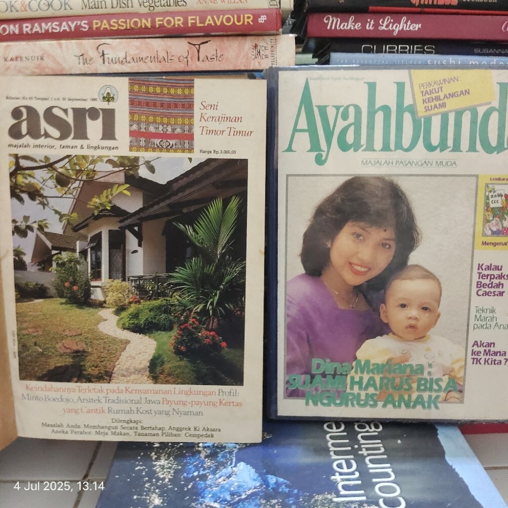 MAJALAH BUNDEL ASRI 1986 - MAJALAH BUNDEL AYAHBUNDA 1992