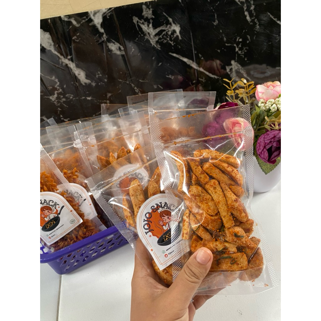 

Basreng pedas daun jeruk 60g 10k dapat 3pcs