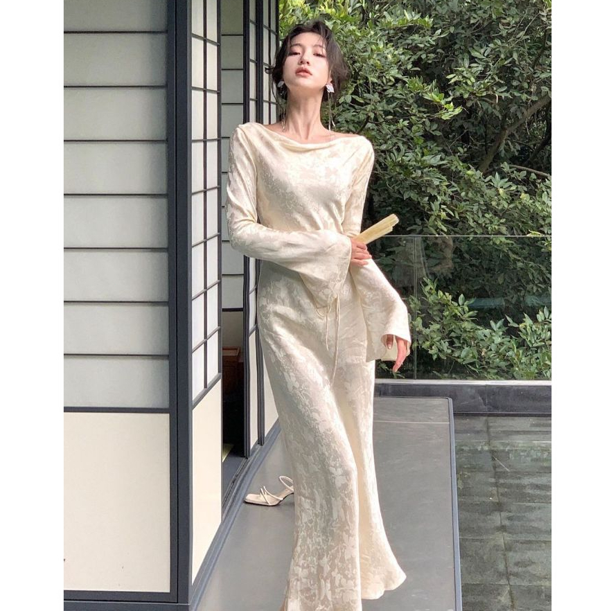 Gaun Pesta Satin Elegan – Dress Panjang Bodycon Model China Modern Lengan Lebar K055