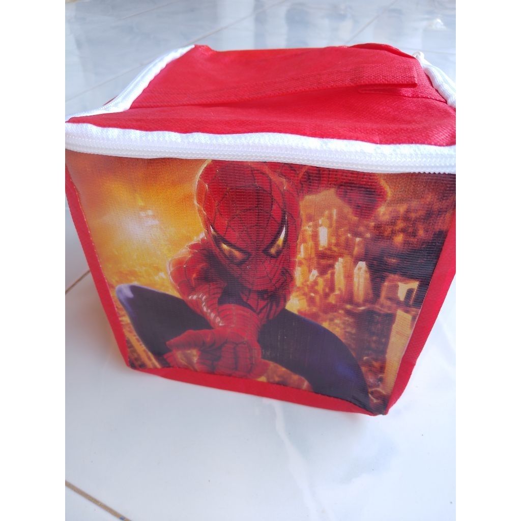 

Tepak tempat pensil serbaguna.