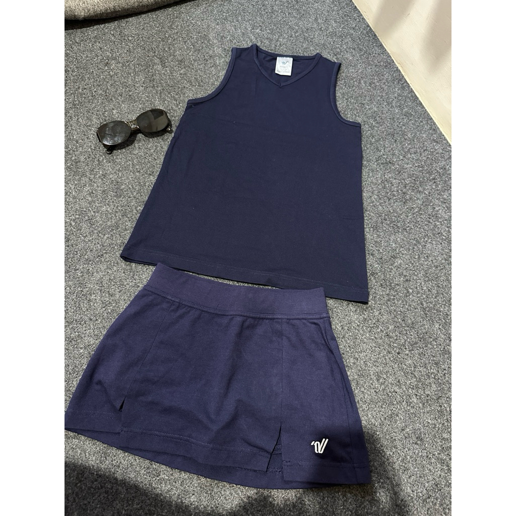 VARSITY SPIRIT- Baju olahraga set rok celana