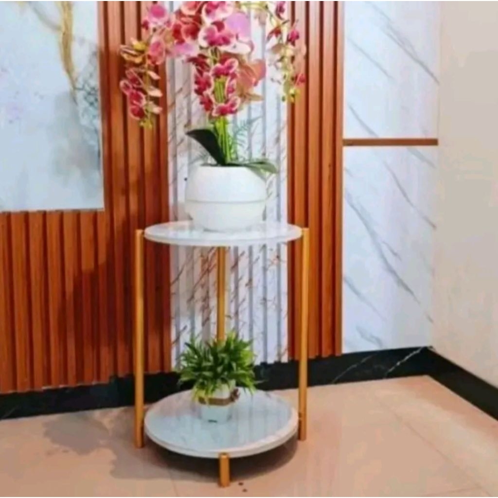 MEJA SUDUT RUANG TAMU