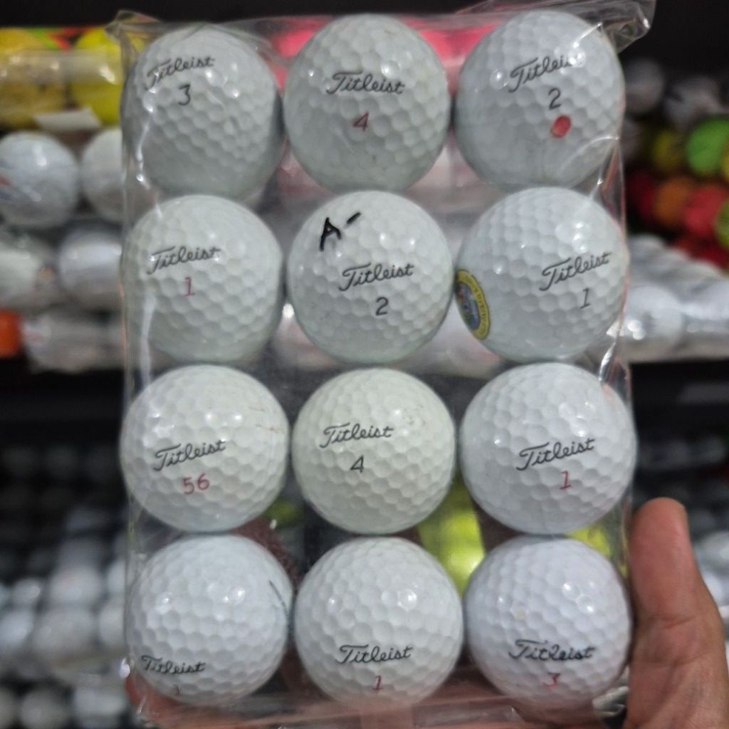 Bola Golf Grade A Minus Isi 12 Pcs Kondisi 80%