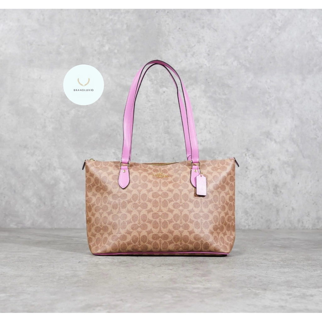 Brandluxid  Gallery Monogram Beige Brown Tote Bag in Lilac