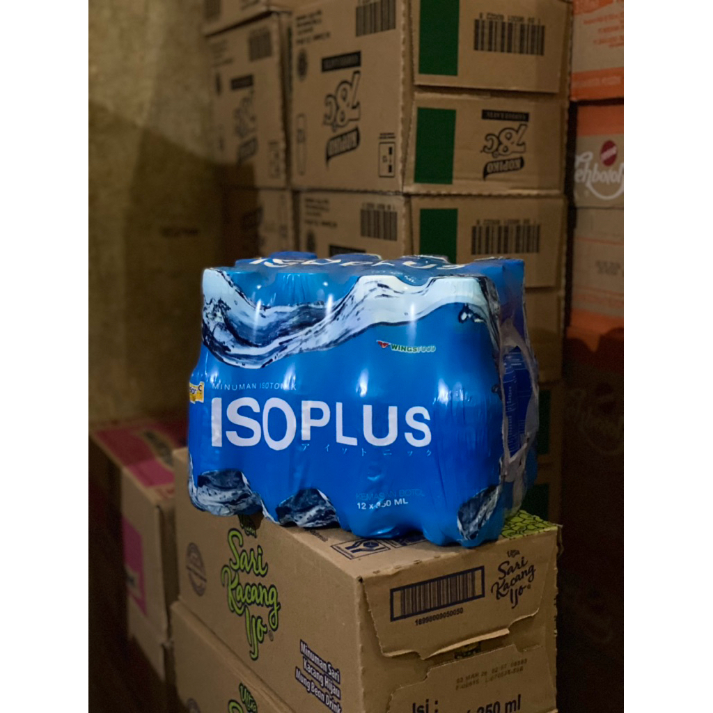 

ISOPLUS MINUMAN ISOTONIK 350ml kemasan pack isi 12 botol