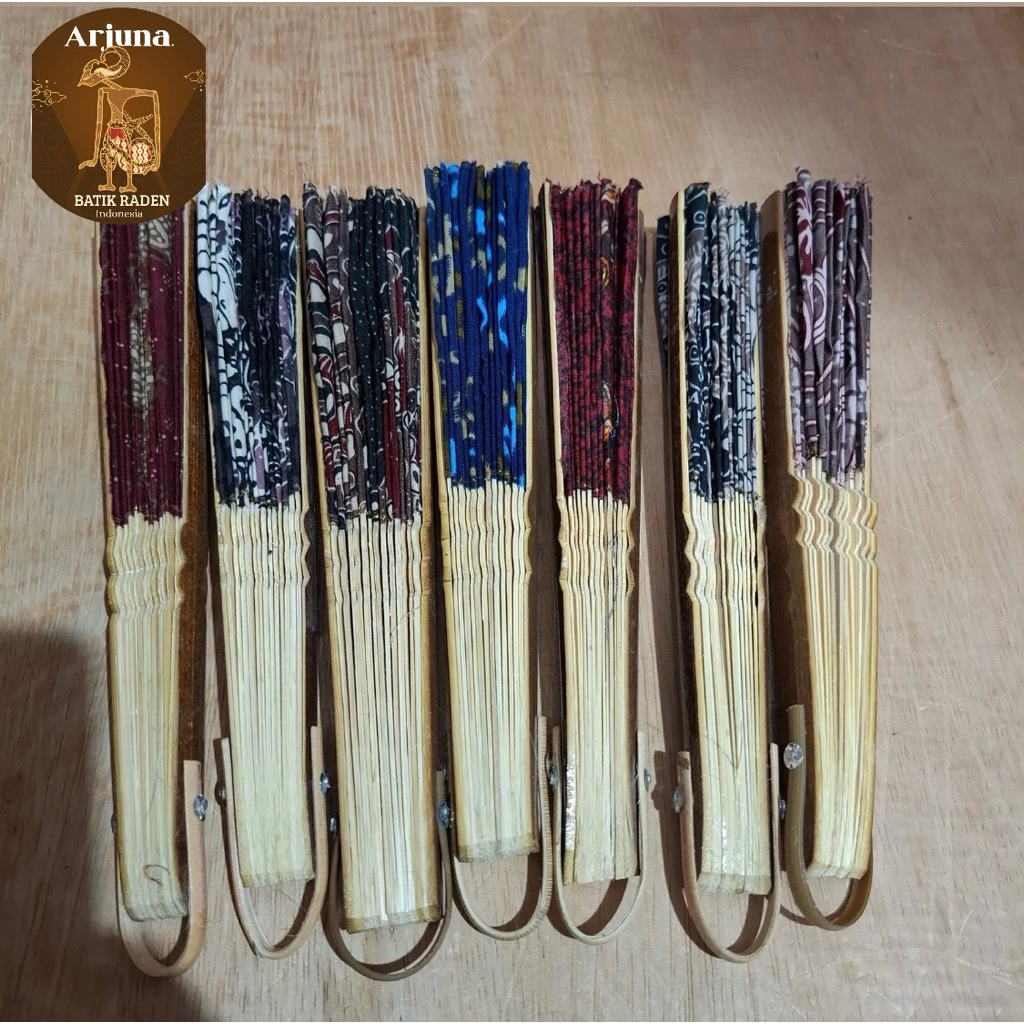 Kipas Batik Sedang Souvenir Unik