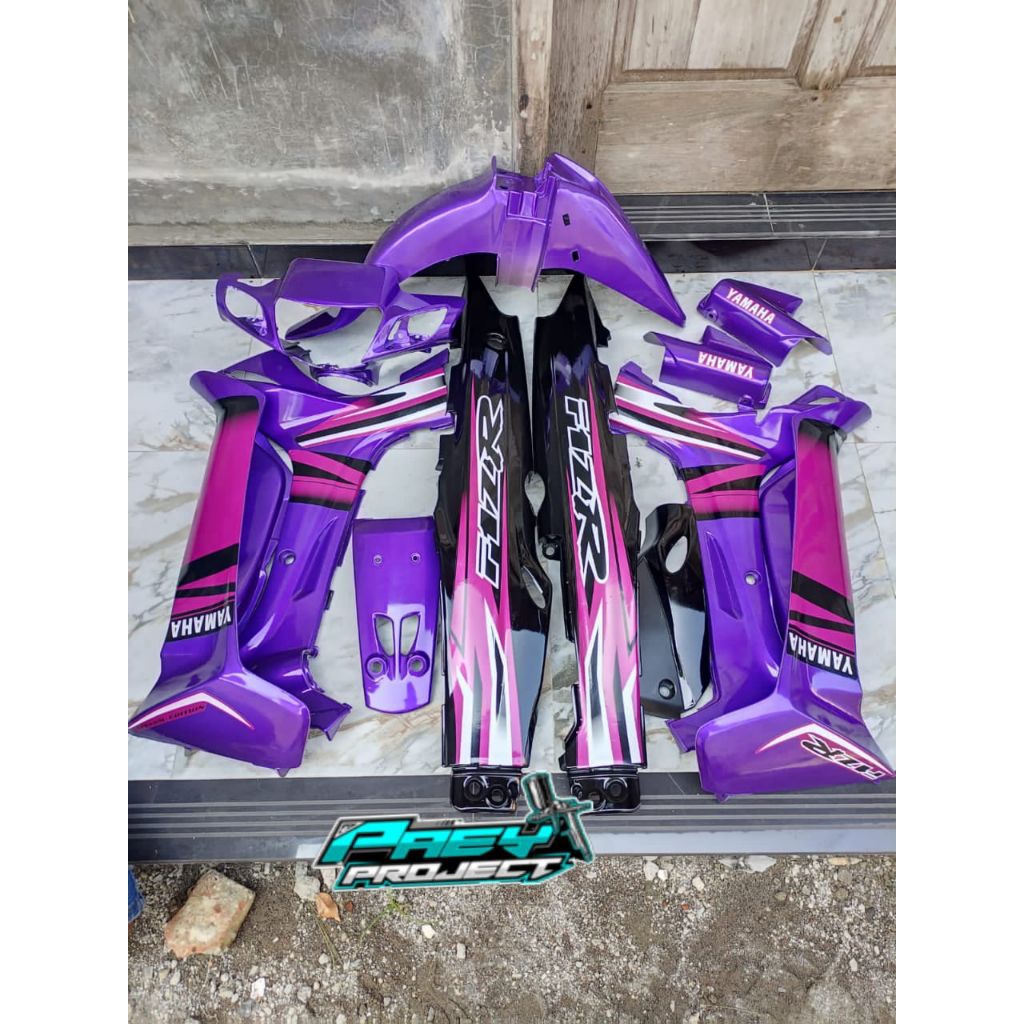 full body halus yamaha fiz r warna ungu. cover body halus Yamaha Fiz R Full set ungu