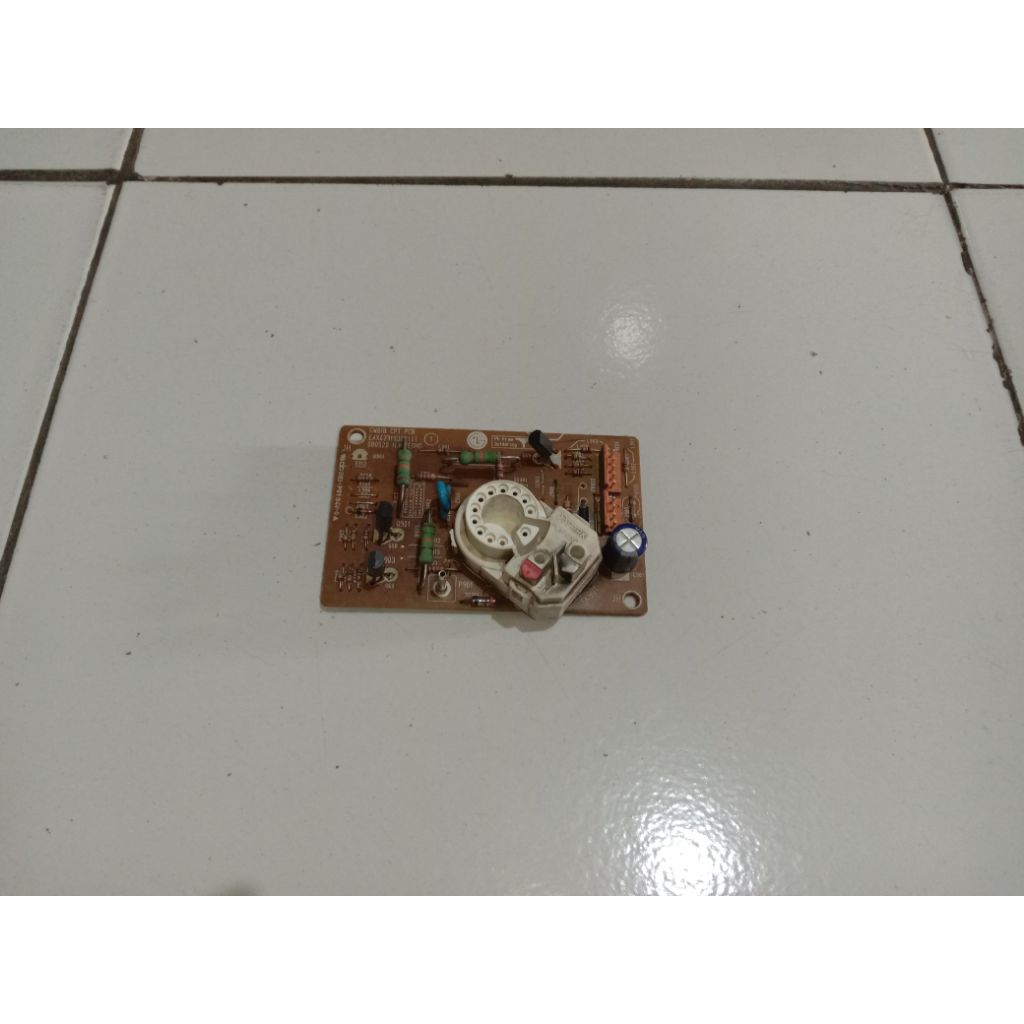 rgb tv LG Ultra Slim 21inch