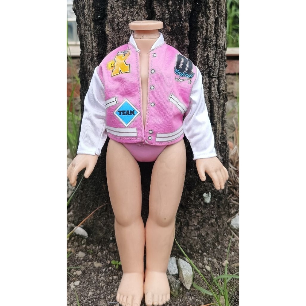 baju boneka animator