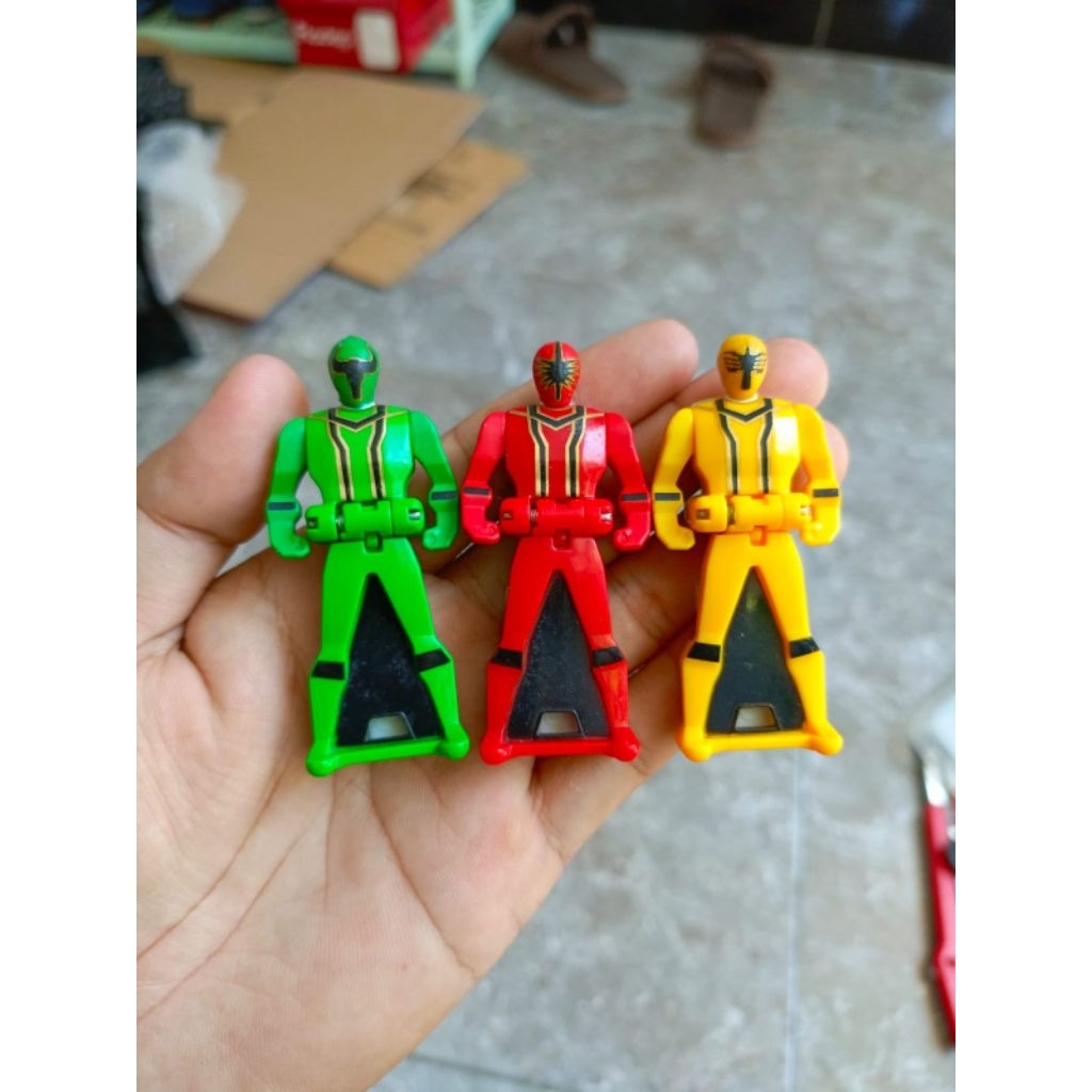 set figure rangerkey power ranger mystic force