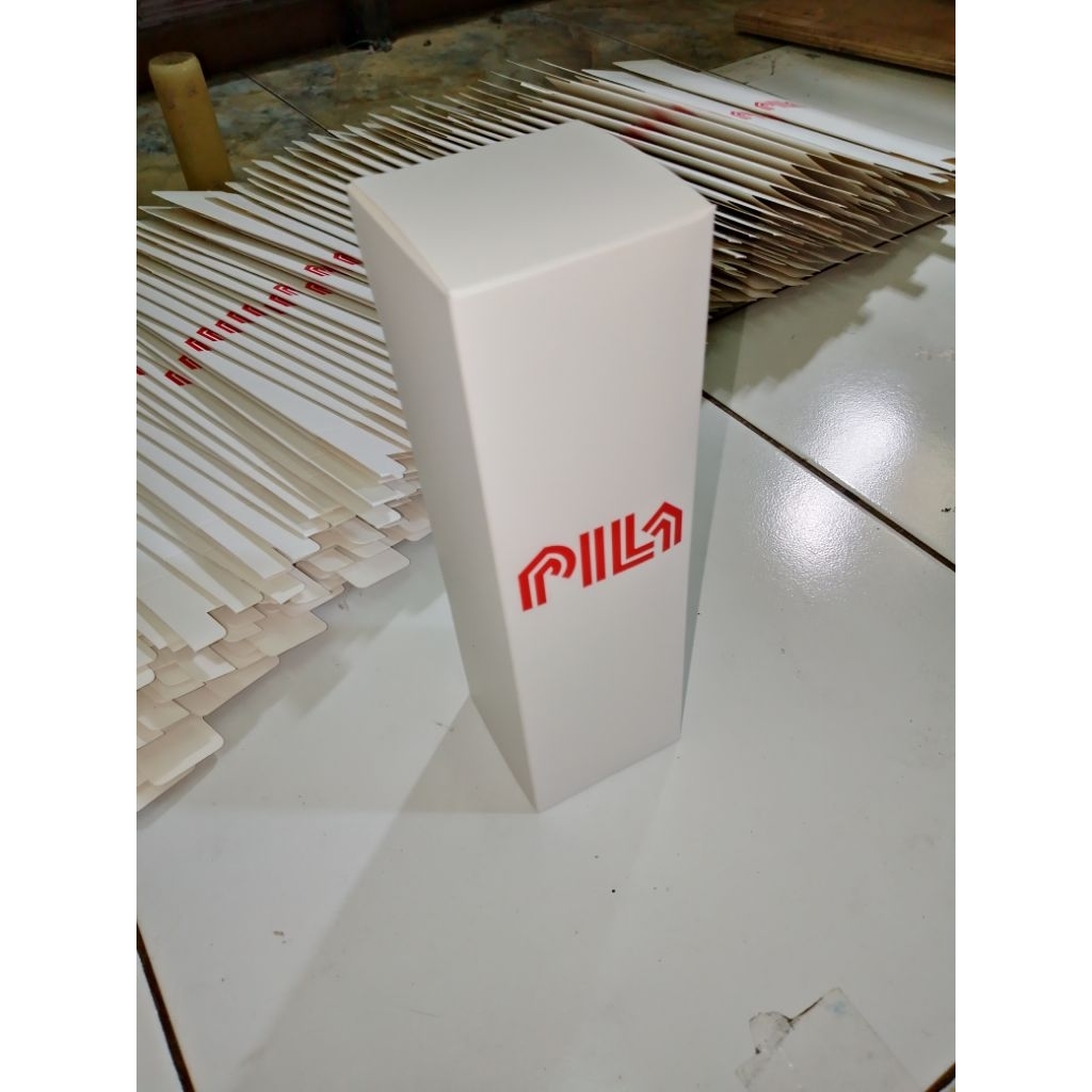 

custom packaging soft box/dus makanan/ ,design suka2 ,bhn ivory ,art carton ,corrugated ,gramasi / ketebalan bisa menyesuaikan isi produknya